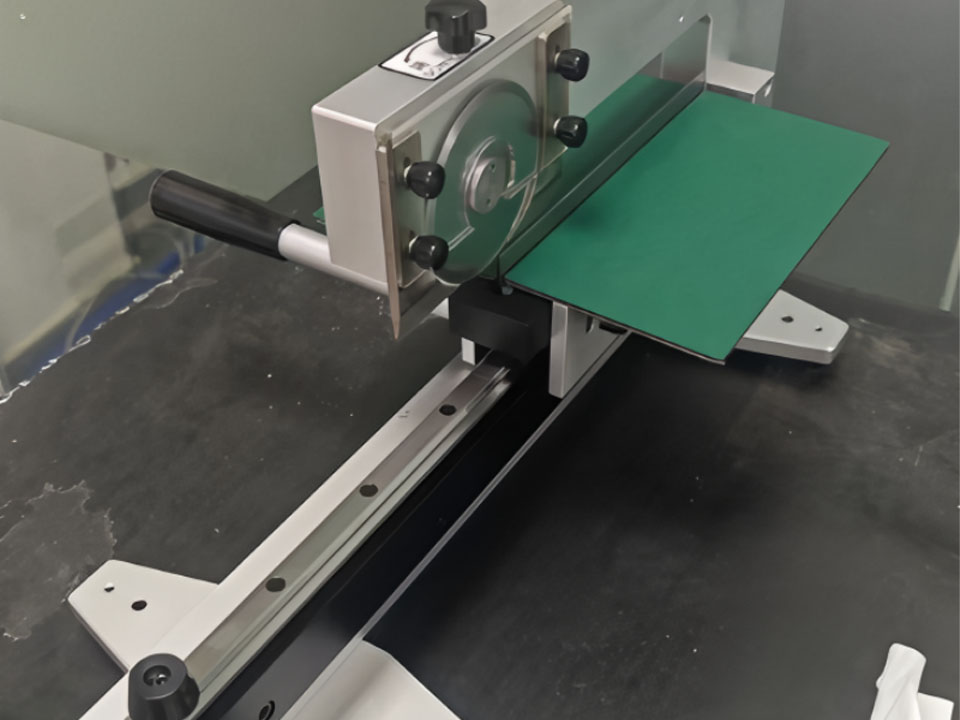 MF 220 210 pcb cutting machine