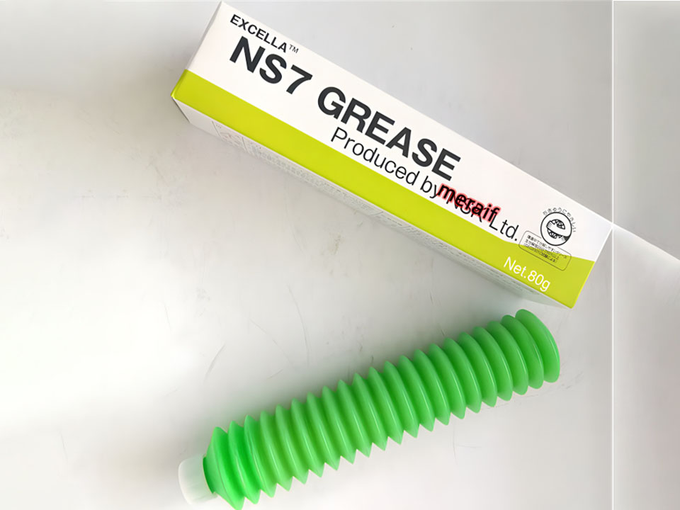 NS7 grease