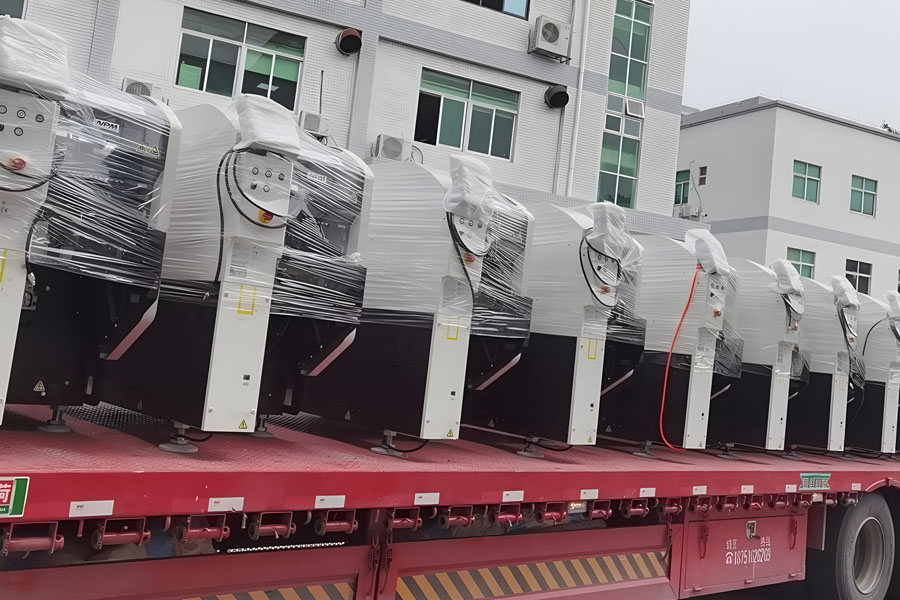 Pick and Place Machines Factory